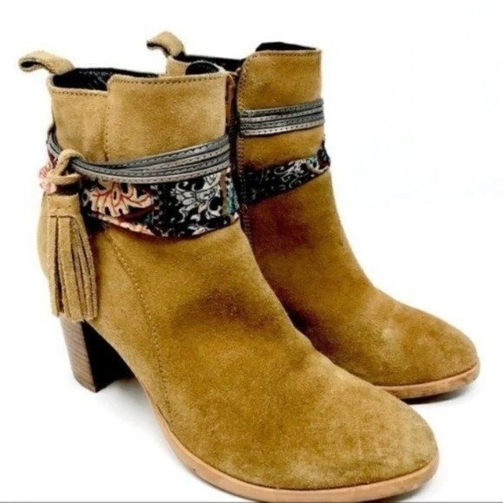 Callisto womans bohemian ankle heeled boots 7 BoxK brown suede leather